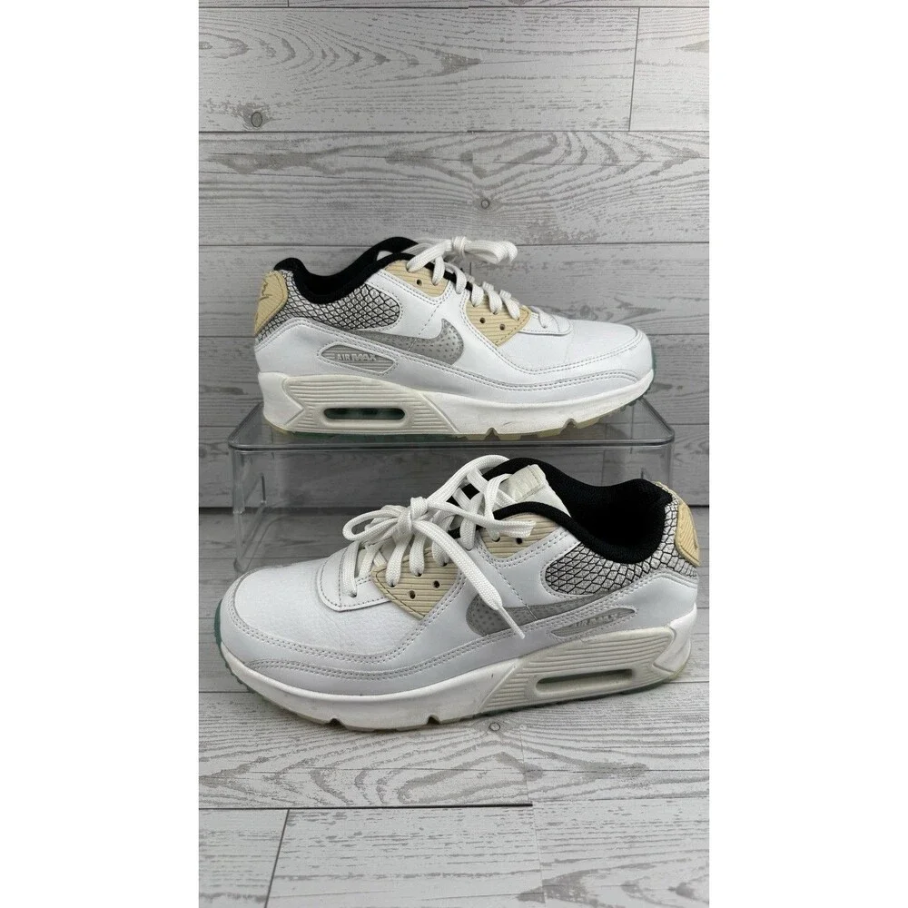 Nike Boys Air Max 90 SE 2 GS White Lace Up Running Shoes Size 6.5Y #503